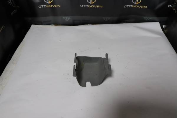 FORD TRANSİT 100 L-S-V ÇIKMA PARÇA  DİREKSİYON ALT PLASTİĞİ